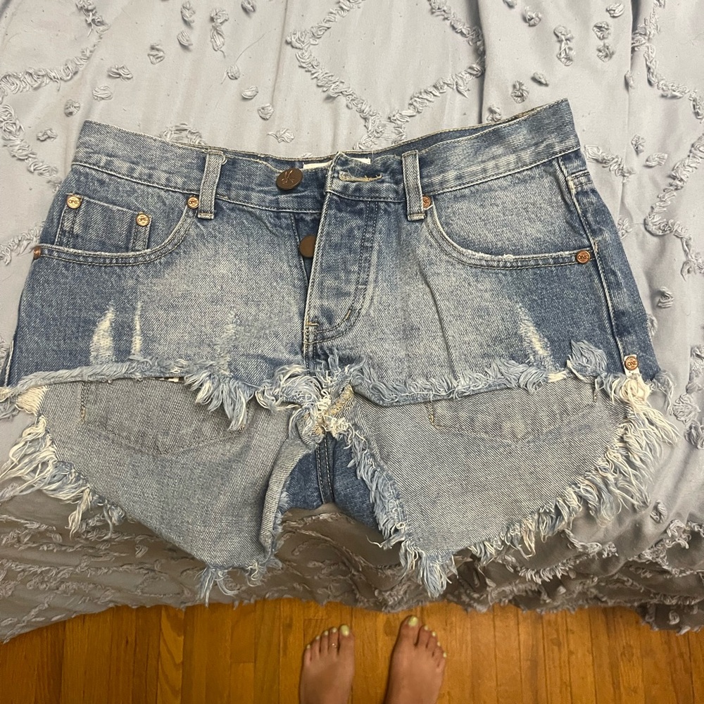 One teaspoon shorts